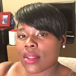 Meet your Posher, Arika